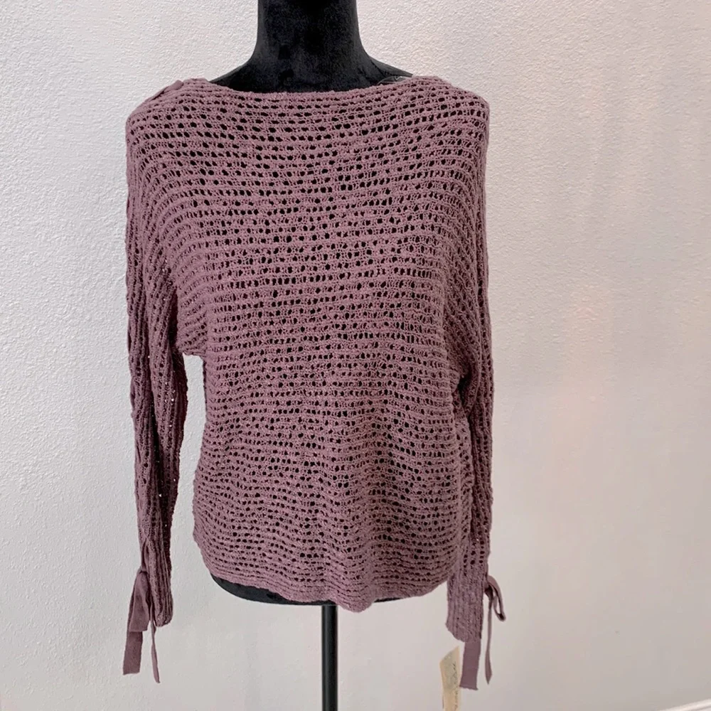 Crochet Top - Picture 1 of 7